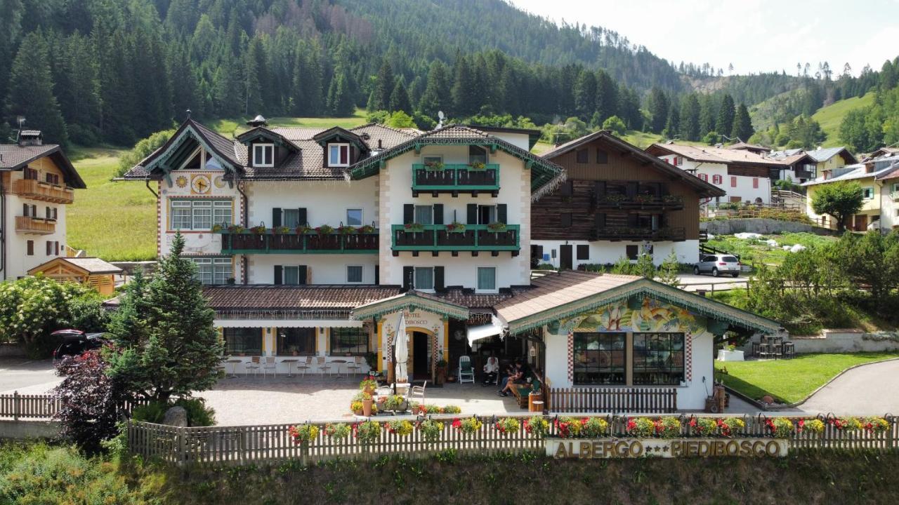 Hotel Piedibosco Moena Exterior photo